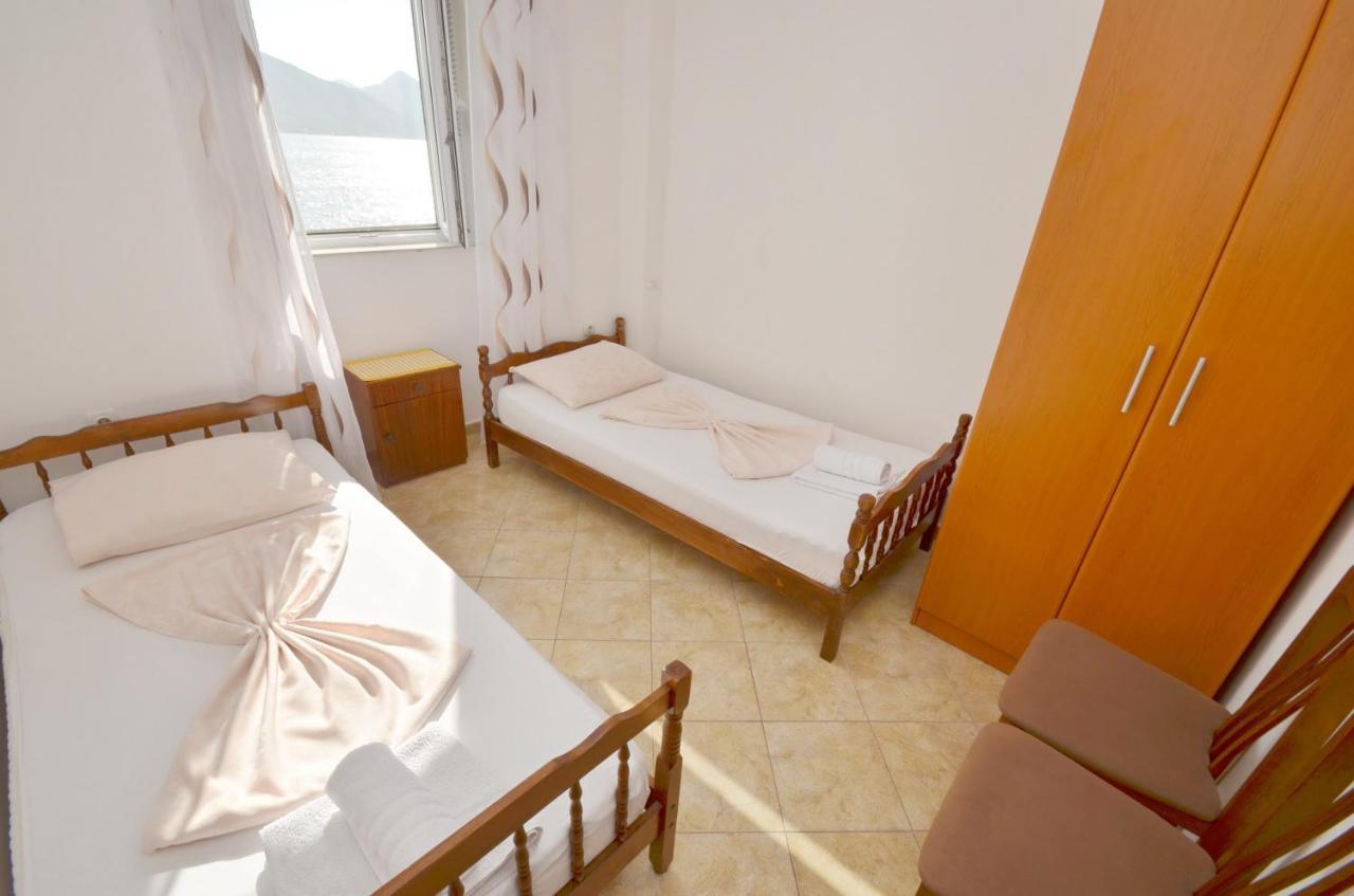 Apartamento Tau Mir I Dobro Kotor Exterior foto