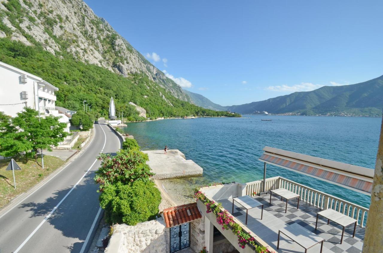 Apartamento Tau Mir I Dobro Kotor Exterior foto