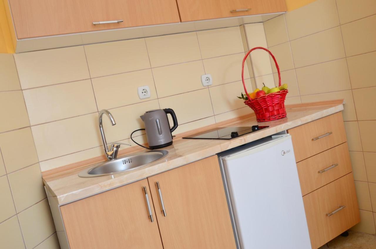 Apartamento Tau Mir I Dobro Kotor Exterior foto