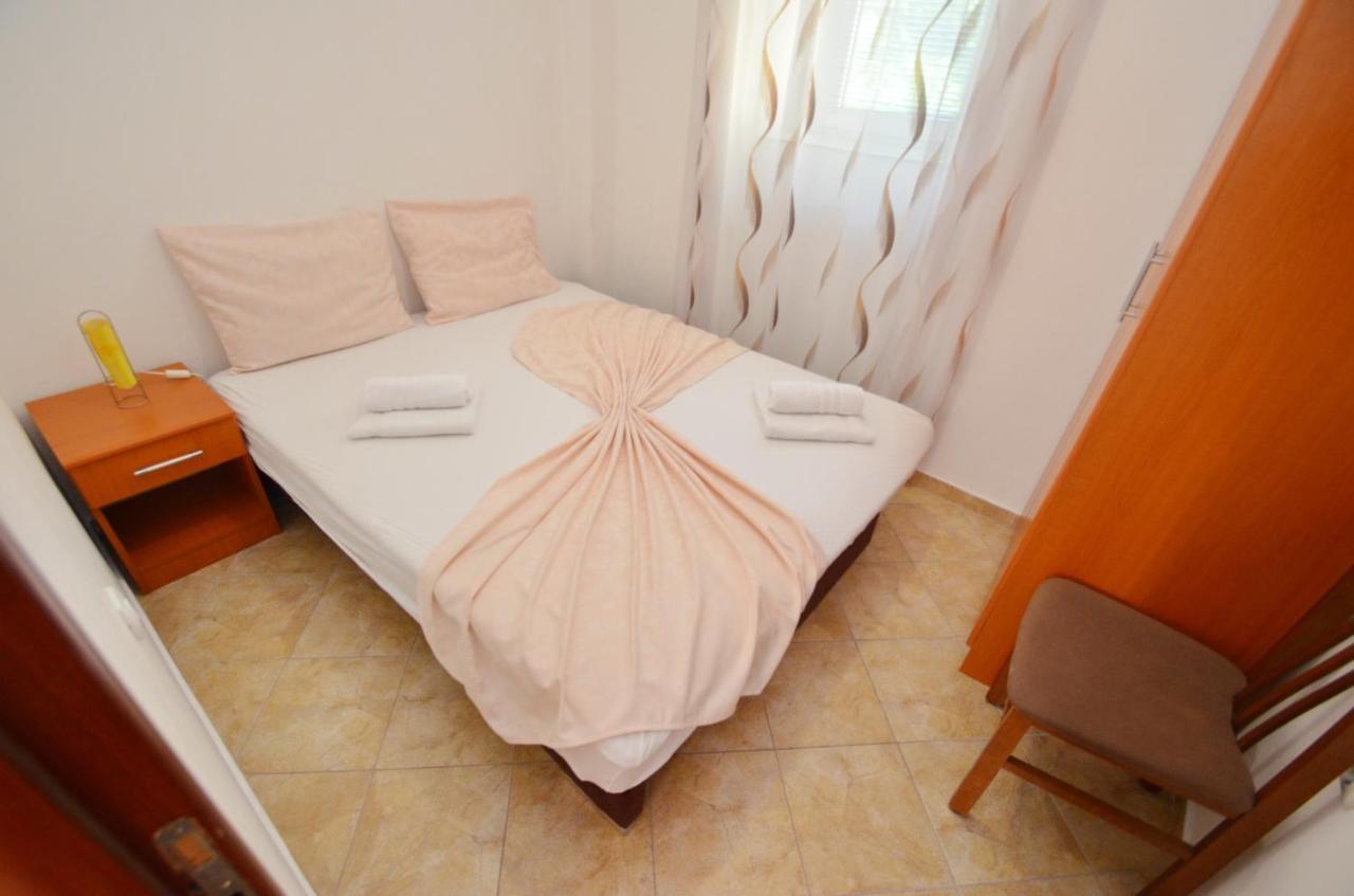 Apartamento Tau Mir I Dobro Kotor Exterior foto