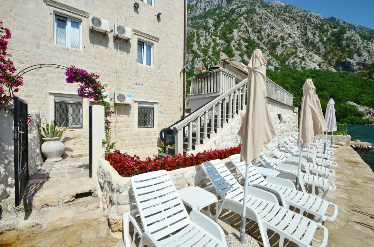 Apartamento Tau Mir I Dobro Kotor Exterior foto